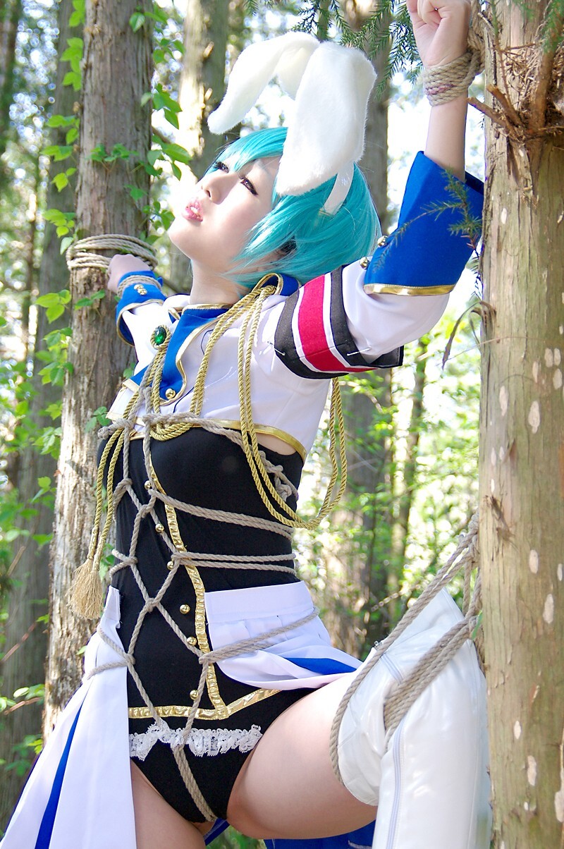 [Cosplay]  Umineko no Naku Koro ni 1